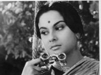 Reversal of the gaze, Charulata looking at Amal